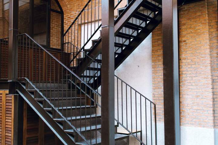 Conception d'escaliers en métal Vichy